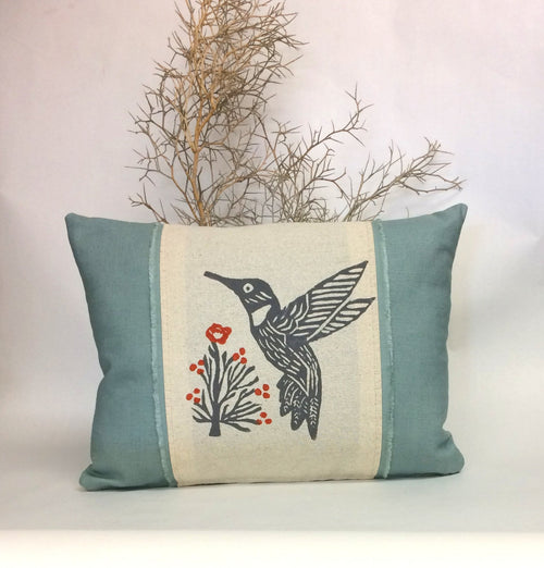 Blue Linen Hummingbird Pillow: Appliqued Floral Accent