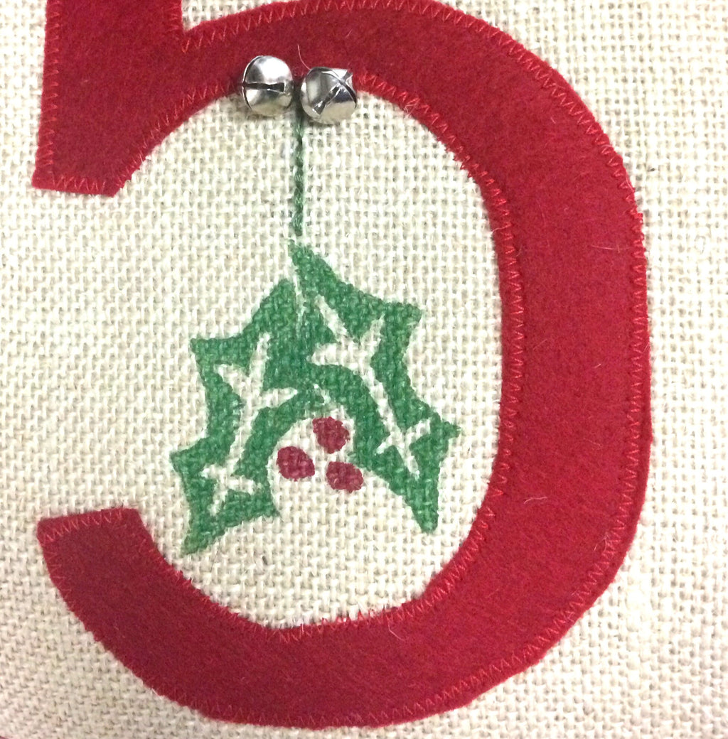 Christmas Throw Pillow // December 25 Holiday Pillow